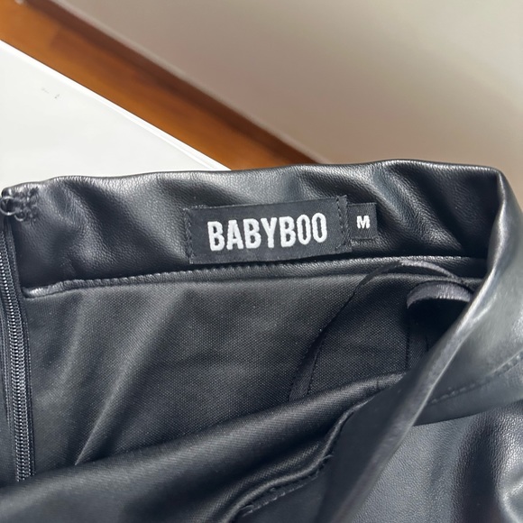 Faux Leather Black Mini Skirt - Picture 3 of 3